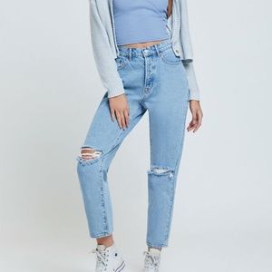 Ripped PacSun mom/straight leg Jeans